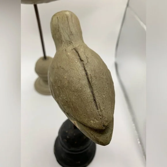 A set of two wooden bird sculptures - Picture 5 of 10